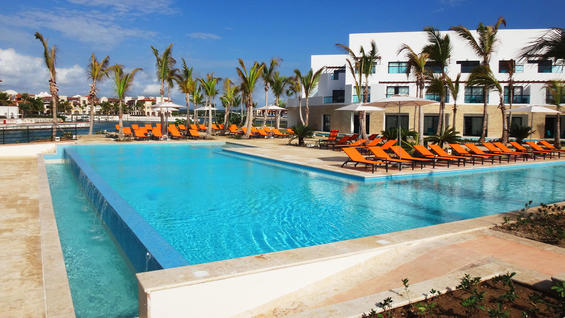 Vista de una piscina en el hotel AlSol Tiara Collection Cap Cana