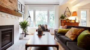 Propiedad con sala en Toronto, Ontario, Canadá disponible en Airbnb