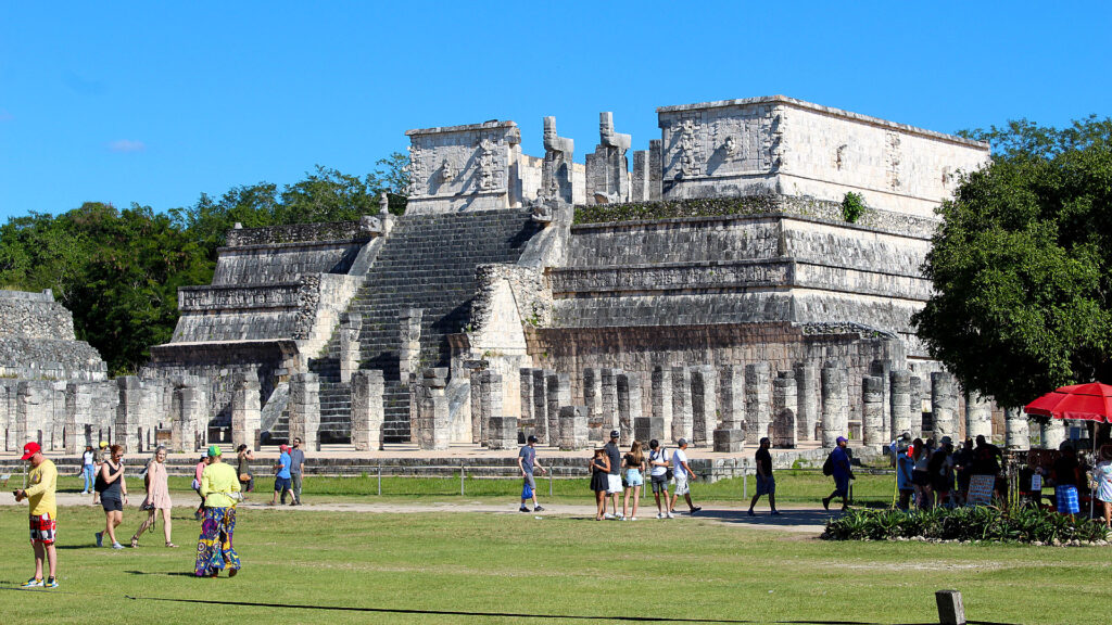 Templo de los guerreros en Chichén Itzá | Temple of the Warriors at Chichén Itzá